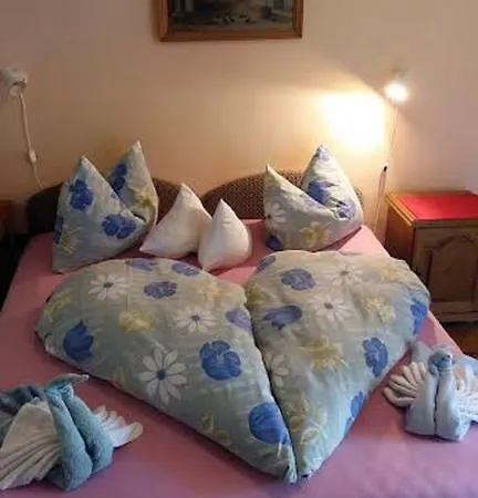 Apartment Adler Apartman *